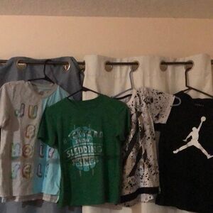 Green Short Sleeve Tee with Graphic Design